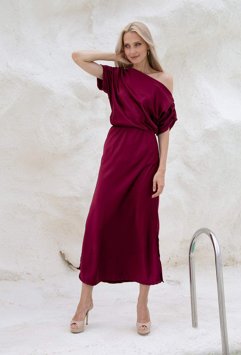 Burgundy off the shoulder hotsell maxi dress